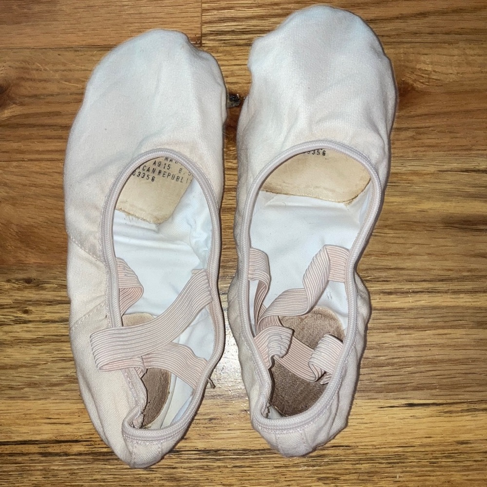 Capezio canvas split sole ballet shoes
